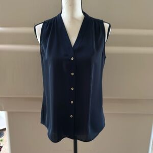 Banana Republic Button Down Sleeveless Blouse. Dark Navy. Size 4. NWT.
